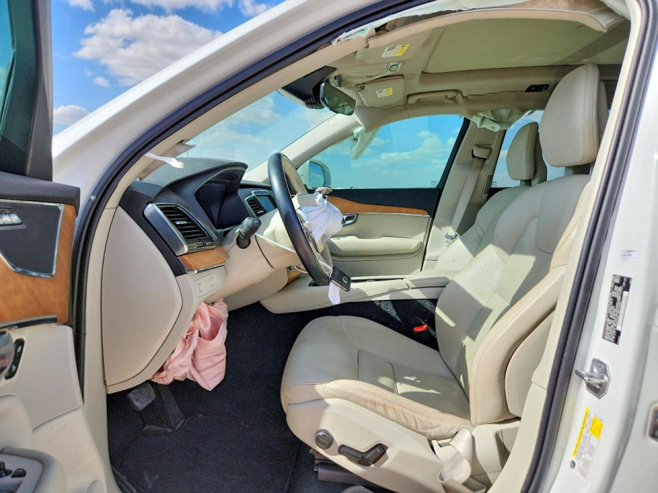 Volvo XC90 2021 — Copart