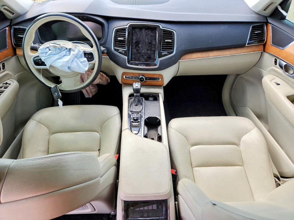 Volvo XC90 2021 — Copart