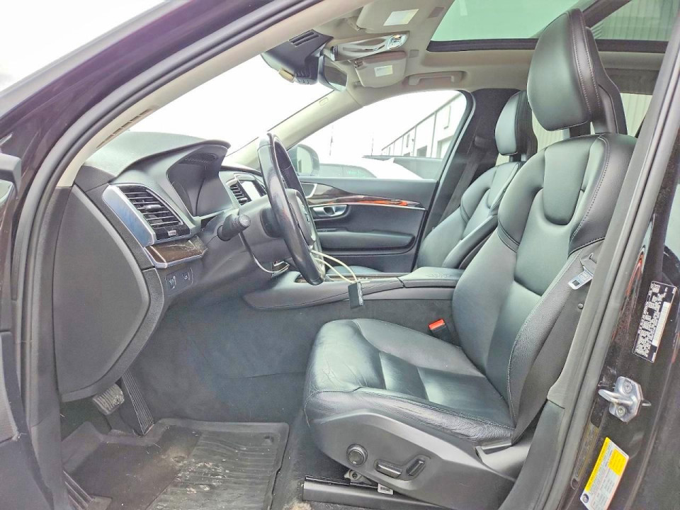 Volvo XC90 2017 — Copart