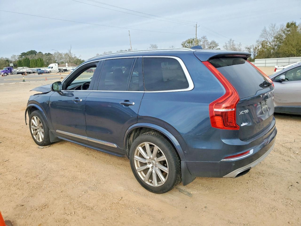 Volvo XC90 2018 — Copart