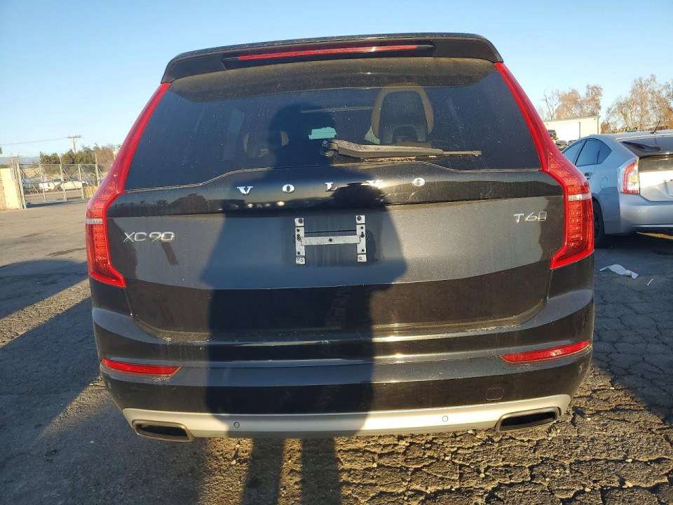 Volvo XC90 2018 — Copart