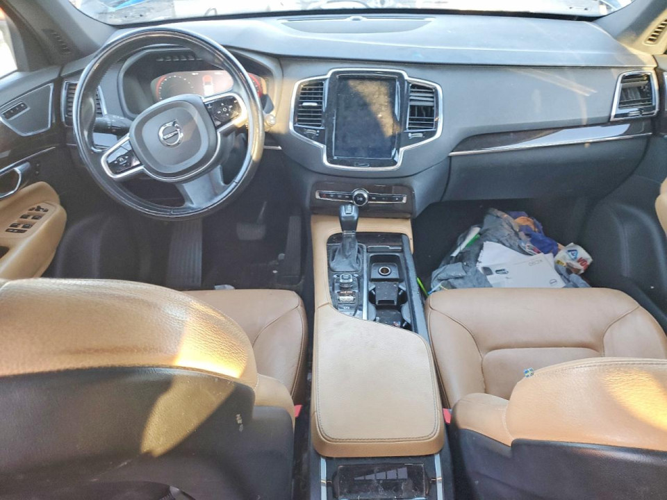 Volvo XC90 2018 — Copart