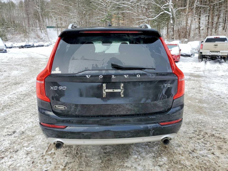 Volvo XC90 2018 — Copart
