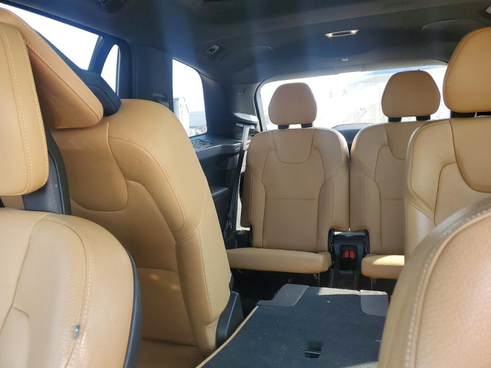 Volvo XC90 2017 — Copart