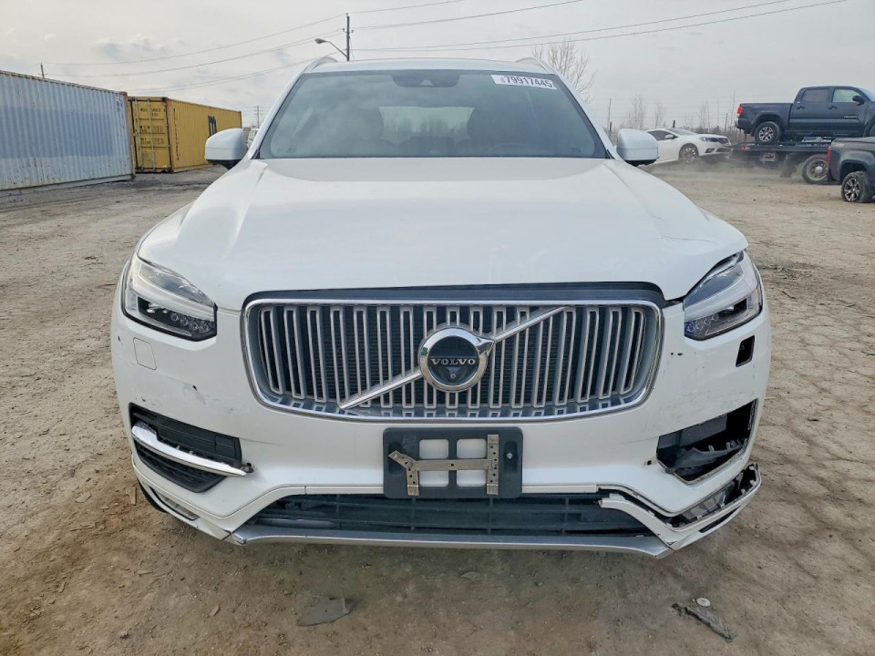 Volvo XC90 2017 — Copart
