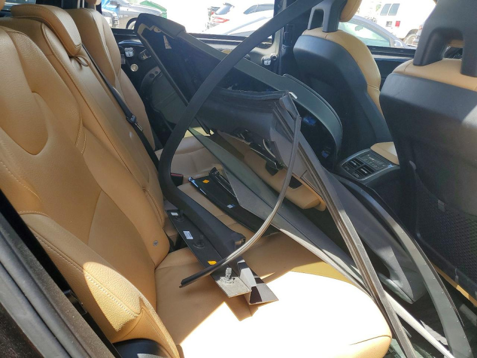 Volvo XC90 2016 — Copart