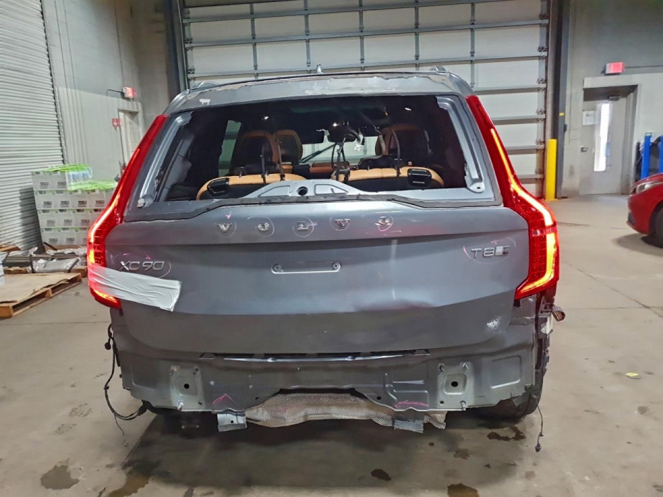Volvo XC90 2017 — Copart