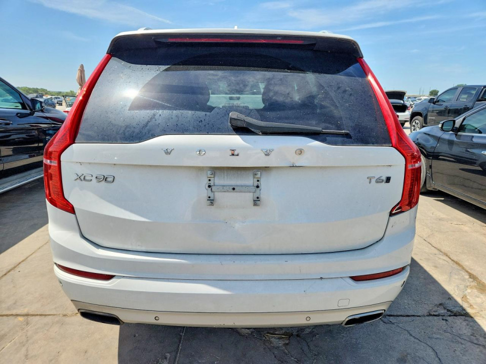 Volvo XC90 2018 — Copart